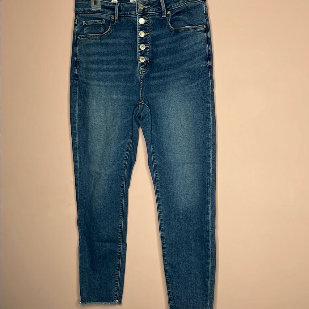 Loft High Rise Blue Jeans with Classic Denim Style